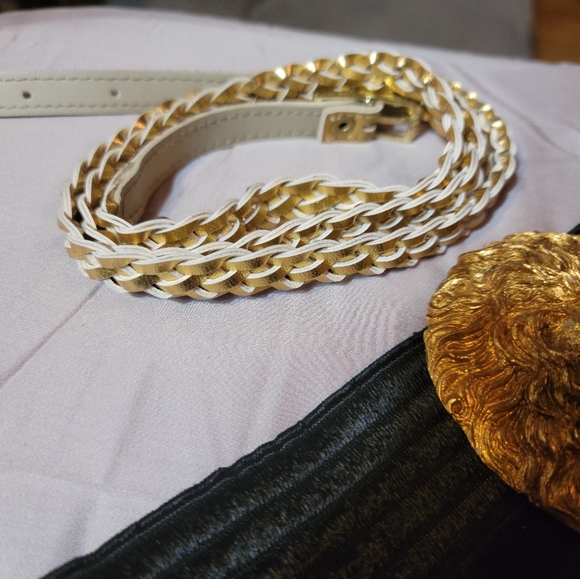 SET OF 4 BELTS: 2 GOLD, LEATHER FRINGE & LION BUCKLE- MUST SEE - Picture 2 of 9